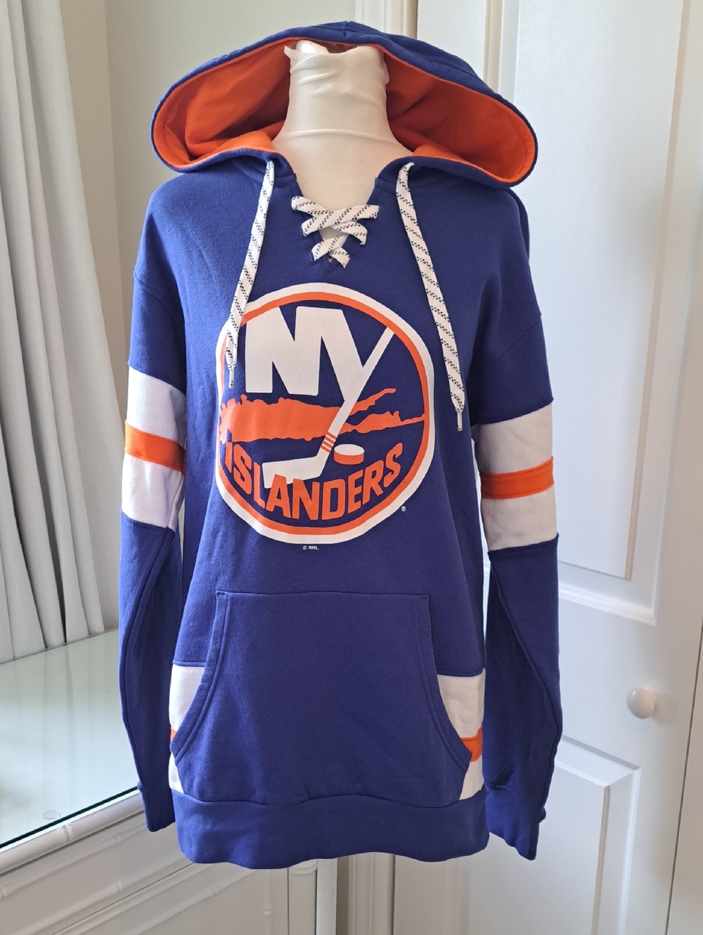 NWT NHL Mens New York Islanders Classic‎ Pullover Hocket Jersey Sweatshirt S